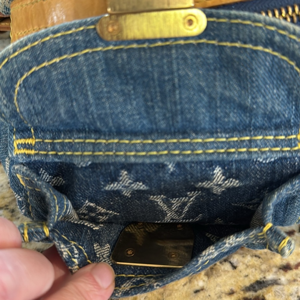 Louis Vuitton Baggy PM Denim Blue // Tan and Gold Accents // Genuine - Picture 11 of 16